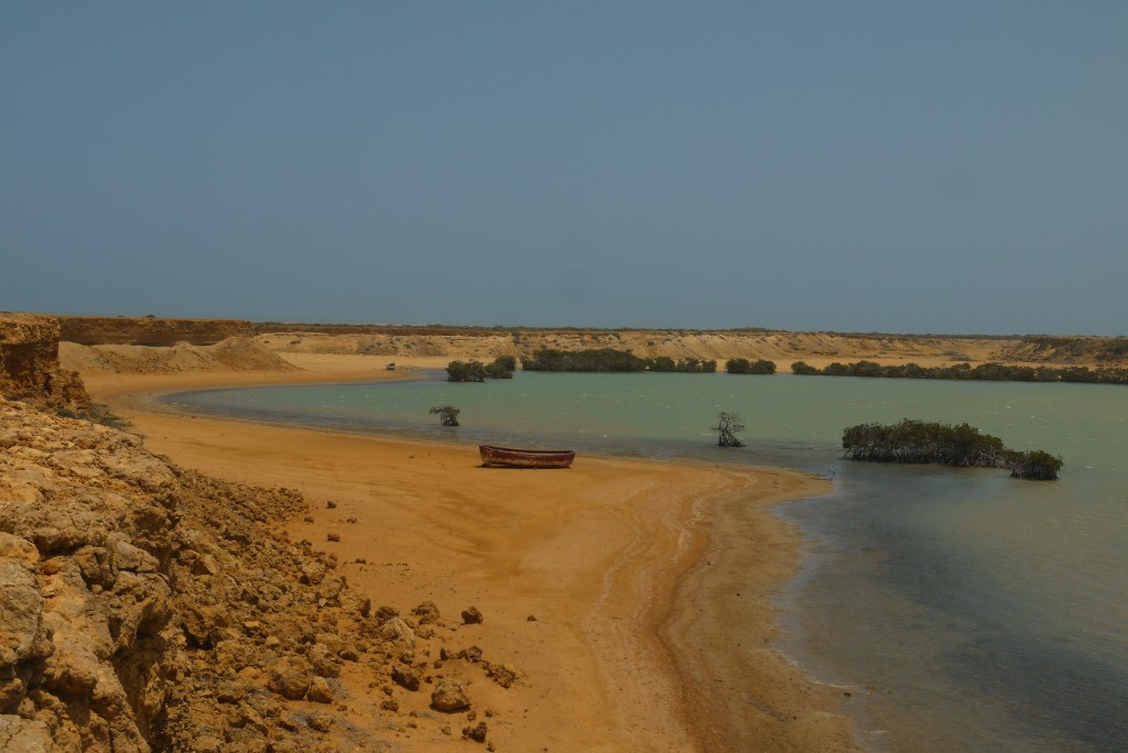 Photo de Punta Gallinas, péninsule de La Guajira, Colombie. Crédits : Uhlabu, Wikimedia Commons / https://commons.wikimedia.org/wiki/File:Bahia_hondita.JPG